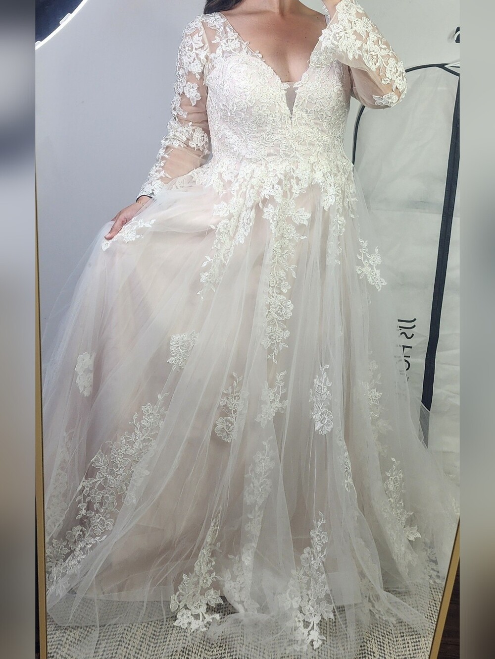 Cindrel Ball-Gown/Princess Lace Dress, Size 14
